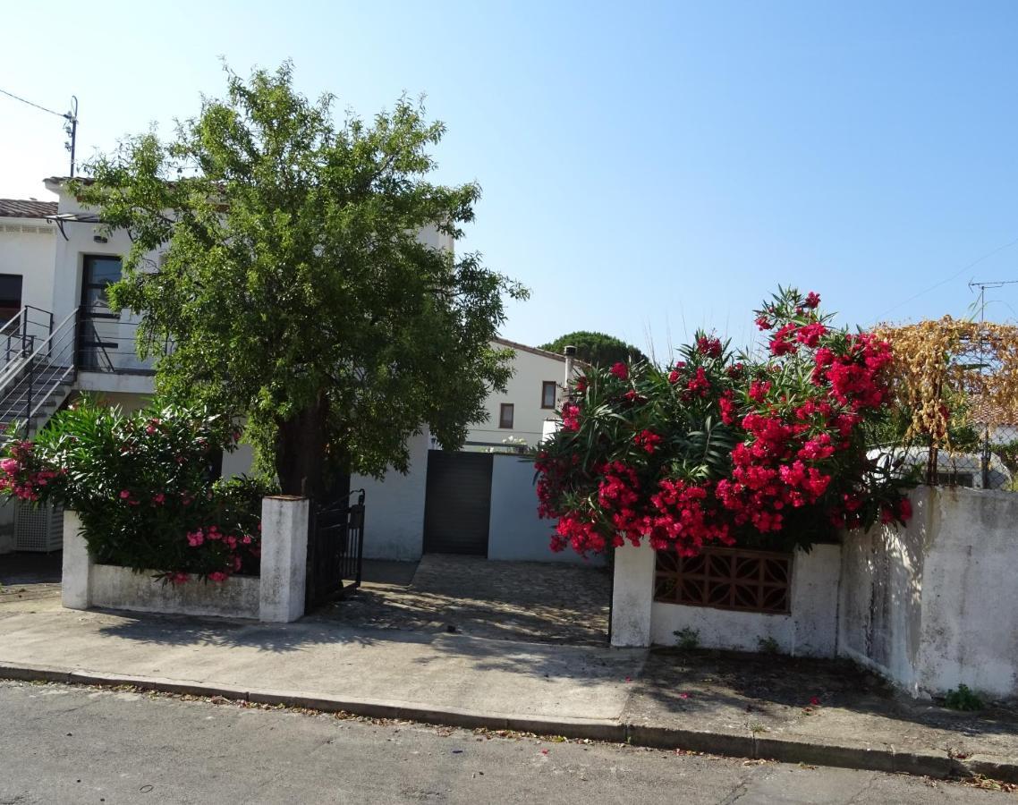 Willa Casa Boby Pres Plage L' Escala Zewnętrze zdjęcie